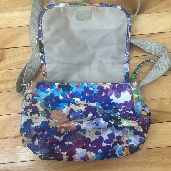 Kipling Glowing Riverside floral print crossbody small purse bag belt bag - Picture 3 of 8